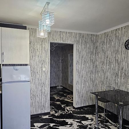 Black And White Apartment Chisinau Eksteriør bilde